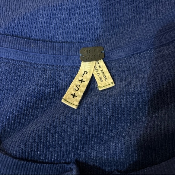 Free People We the Free Top Women Small S Thermal Henley Blue Rainbow Embroidery - Picture 4 of 4